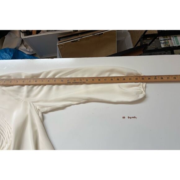 Veronica Beard 100% Silk Blouse – Size 10 Condition: Excellent pre-owned conditi - Picture 5 of 16